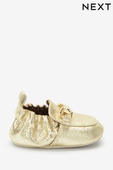Złoty - Wsuwane skórzane loafersy niemowlęce (0-18 m-cy) (M32679) | 76 zł