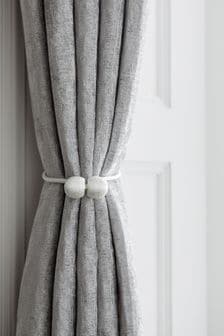 White Set of 2 Magnetic Curtain Tie Backs (M48754) | 76 zł