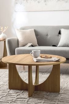 Natural Crafted Oak Effect Round Coffee Table (M50770) | €185