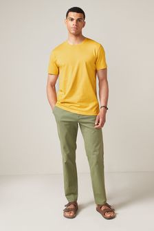 צהוב - בגזרה רגילה עם צווארון עגול - חולצת טי (M75065) | ‏21 ₪