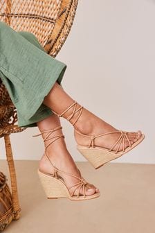 Camel Brown Signature Strappy Espadrille Wedges (M78457) | 86 €