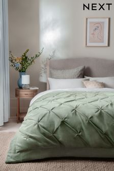 Sage Green Pinch Pleat Velvet Bedspread (M91427) | €46 - €76