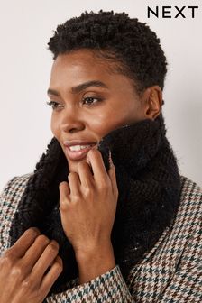 Black Sparkle Knitted Snood (M92799) | 15 €