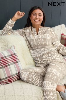 Grau mit Norwegermuster - Langärmeliger Pyjama aus Baumwolle mit Waffelstruktur (M93327) | 35 €