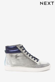 Metallic Regular/Wide Fit Signature Leather High Top Trainers (M94026) | 70 €