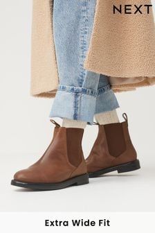 Chocolate Brown Extra Wide Fit Forever Comfort® Leather Chelsea Boots (M95467) | 35 €