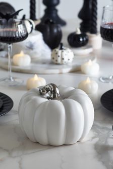 White Halloween Pumpkin Ornament (M97895) | DKK201