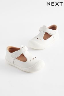 White Wide Fit (G) Crawler T-Bar Shoes (N09151) | €30