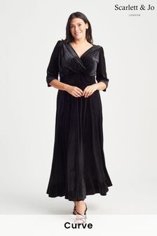 Scarlett & Jo Black Verity Velvet Maxi Gown (N16187) | 594 QAR