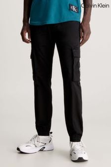 أسود - بنطلون كارجو سكيني بشعار من Calvin Klein (N24156) | 574 ر.س