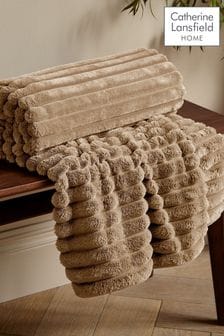 Catherine Lansfield Natural Soft and Cosy Ribbed Faux Fur Throw (N25705) | SGD 48