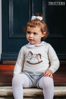 Trotters London bel pulover z motivom gugalnega konjička Little Winter Ria (N32259) | €31