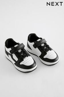 黑色╱白色 - 生活方式運動鞋 (N32658) | NT$890 - NT$980