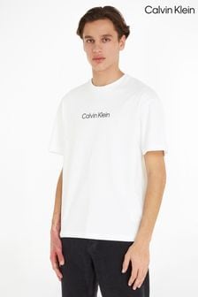 أبيض - Calvin Klein Slim Fit Logo Comfort T-shirt (N44156) | 247 ر.ق