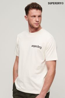 Creme - Superdry Loose-T-Shirt mit Tattoo-Grafik (N46739) | 46 €