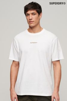 Weiß - Superdry Lockeres T-Shirt mit kleiner Logografik (N46745) | 45 €