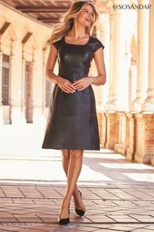 Dark Black - Кожаное платье с короткими рукавами и квадратным вырезом Sosandar (N62287) | €311