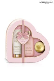 Baylis & Harding Jojoba, Vanilla  Almond Oil Heart Set (P90920) | €17