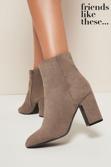 Friends Like These Grey Suedette Block Mid Heel Ankle Boot (P93002) | 59 €