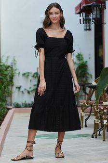 Friends Like These Black Short Sleeve Broderie Midi Dress (Q05397) | €25