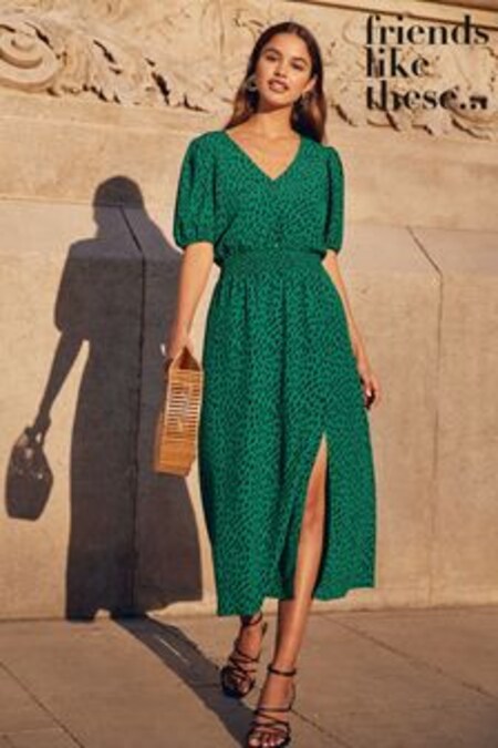 Vert - Robe mi-longue Friends Like These froncée à la taille Col en V à manches bouffantes (Q10640) | €31