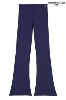 Темно-синий с принтом - Флисовые расклешенные спортивные брюки Victoria's Secret Pink (Q22655) | €67