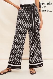 Friends Like These Black/White Geo Wide Leg Pull On Trousers (Q24631) | R704