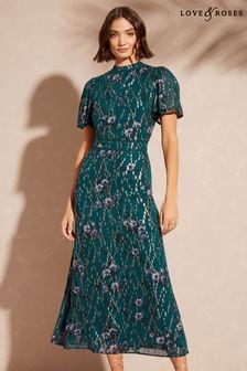 Metaliczna sukienka midi ze zwiewnymi rękawami i zabudowanym dekoltem Love & Roses (Q40890) | 215 zł