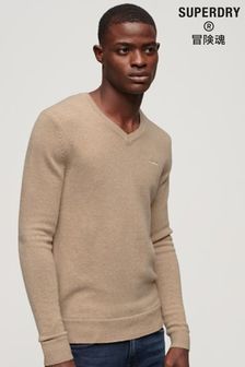 Brown - Superdry pleten pulover z V-izrezom in vezenino Superdry Essential (Q53376) | €65