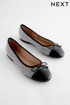 Black/White Extra Wide Fit Forever Comfort® Ballerinas Shoes (Q63624) | $29