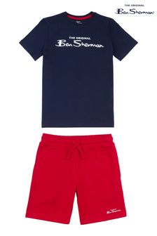 Ben Sherman Kurzärmeliges T-Shirt und Shorts für Jungen im Set, Rot (Q63944) | 39 € - 47 €