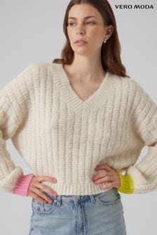 Vero Moda V-Ausschnitt, Colourblock-Ärmel, gemütlicher Zopfstrick pullover (Q64136) | 27 €