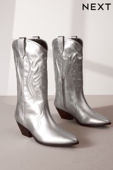 Silver Signature Leather Forever Comfort® Stitched Western Boots (Q71724) | 141 €