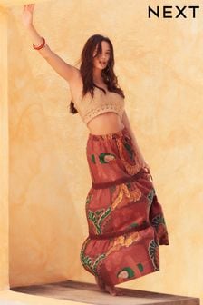הדפס טרופי אדום - חצאית מקסי בעלת מרקם עם עיטורי קרושה (Q72520) | ‏83 ‏₪