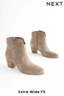 Mink Brown Extra Wide Fit Forever Comfort® Stitched Detail Ankle Western/Cowboy Boots (Q83455) | ₪ 207