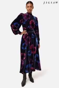 Fioletowa aksamitna sukienka Jigsaw Winter z motywem hibiskusa (Q88513) | 1,215 zł