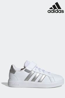 أبيض - حذاء رياضي جراند كورت بأربطة وشريط علوي مرن للأطفال من Adidas (Q91966) | 14 ر.ع