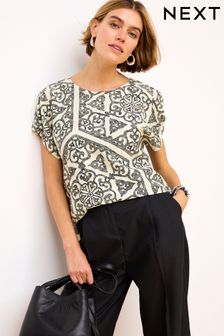 Black & White Tile Gathered Short Sleeve Textured Boxy T-Shirt (Q94362) | ₪ 73