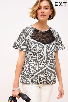 Black/White Print Short Sleeve Crochet Bubblehem Top (Q95746) | KRW28,100