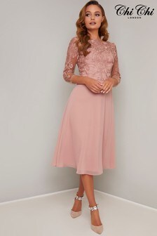 Robe mi-longue Chi Chi London à broderies