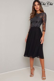 Robe mi-longue Chi Chi London à broderies