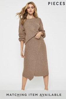 Pull Pieces noir coordonné en maille avec col en V au dos