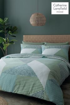 Catherine Lansfield Green Larsson Geo Duvet Cover and Pillowcase Set (T09993) | 20 € - 34 €