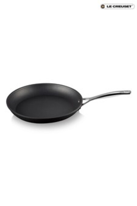 Le Creuset Black Toughened Non Stick Shallow Frying Pan 30cm (T15538) | €190