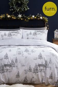 furn. Snow White Midwinter Toile Festive Reversible Duvet Cover and Pillowcase Set