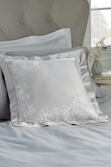 Grey Square Floral Cushion (T23655) | 36 €