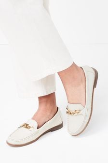 أبيض بيج فاتح - حذاء خف مريح بسلسلة (T28959) | 177 د.إ