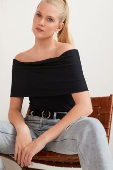 Black Ribbed Bardot Top (T29570) | 32 zł