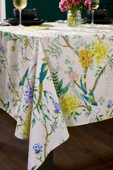 مفرش طاولة ينظف بالمسح لون طبيعي زهور