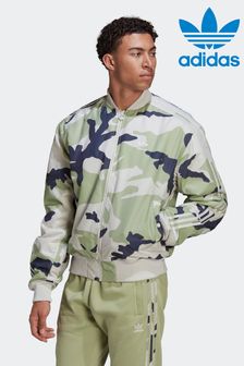 adidas Originals Herren 2-in-1-Jacke mit Grafik und Camouflage-Muster, Grau (T81661) | 175 €